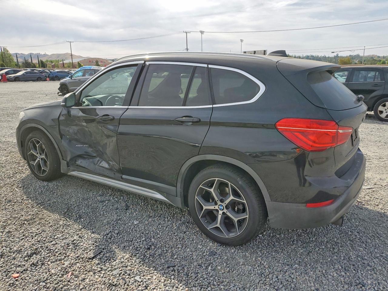 BMW X1 2018 — 3