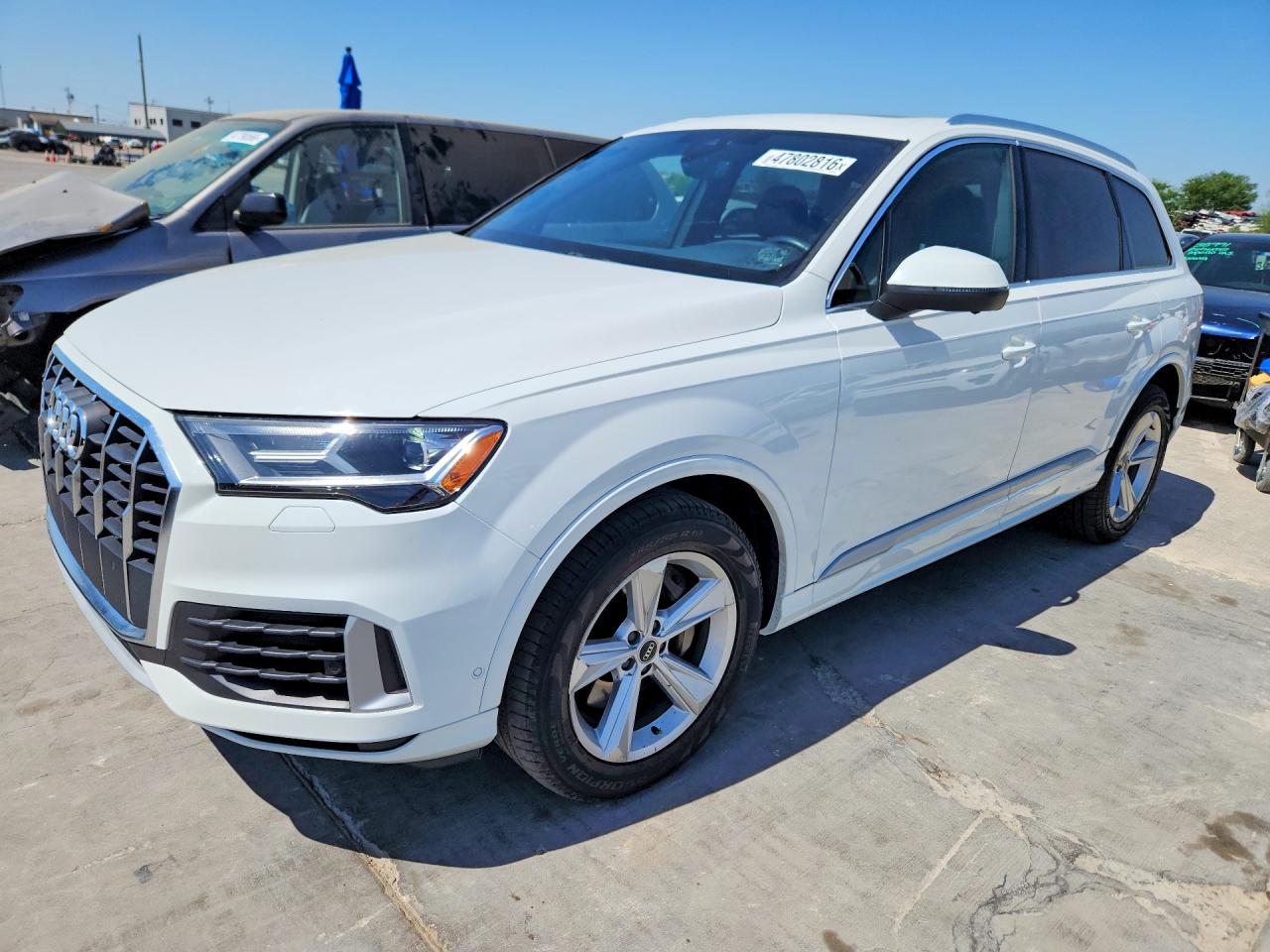 AUDI Q7 2021 — 2