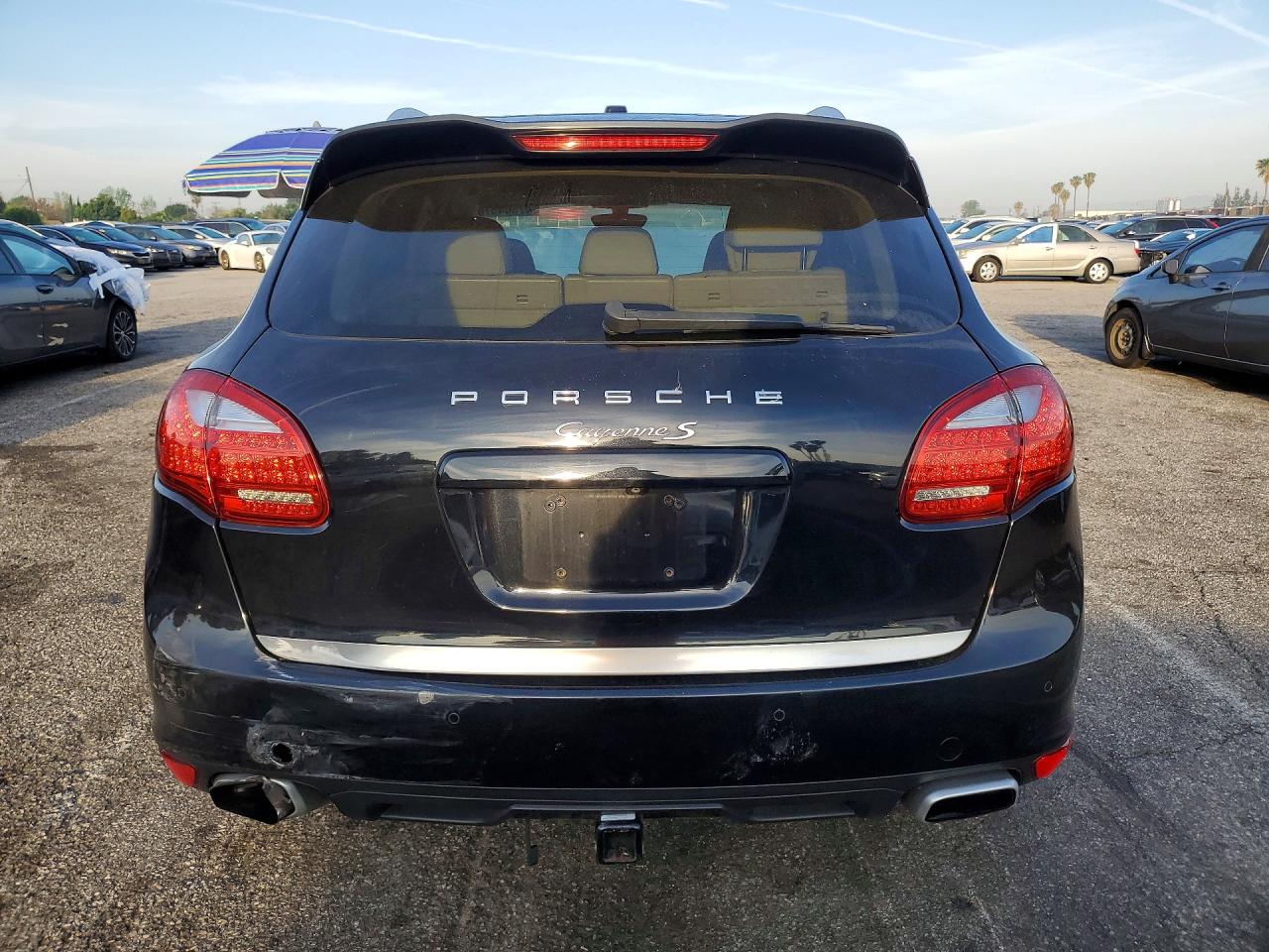 PORSCHE CAYENNE 2011 — 7