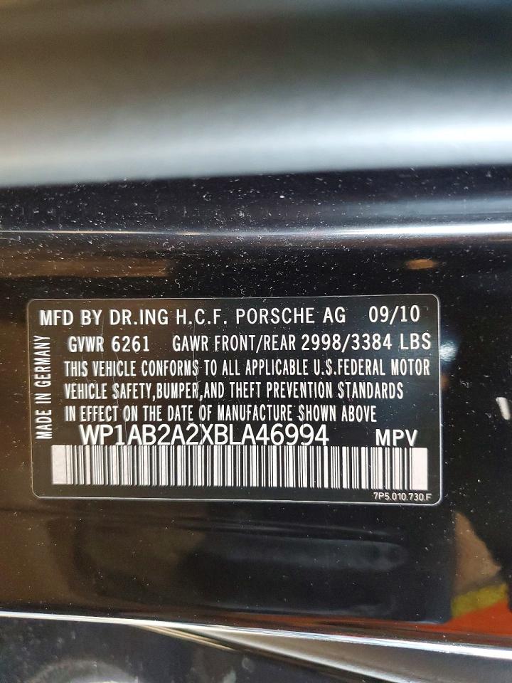 PORSCHE CAYENNE 2011 — 14