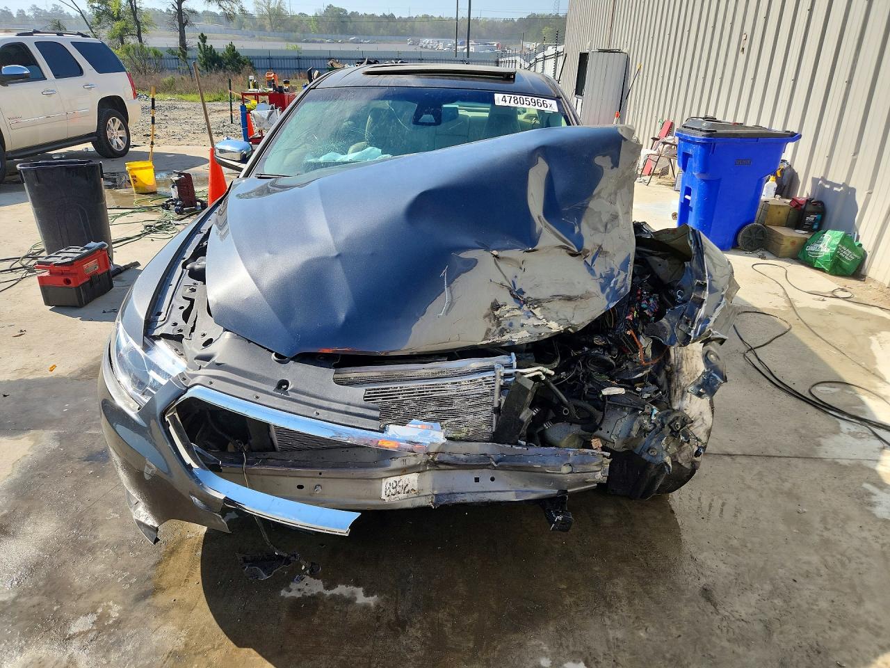FORD TAURUS 2018 — 6