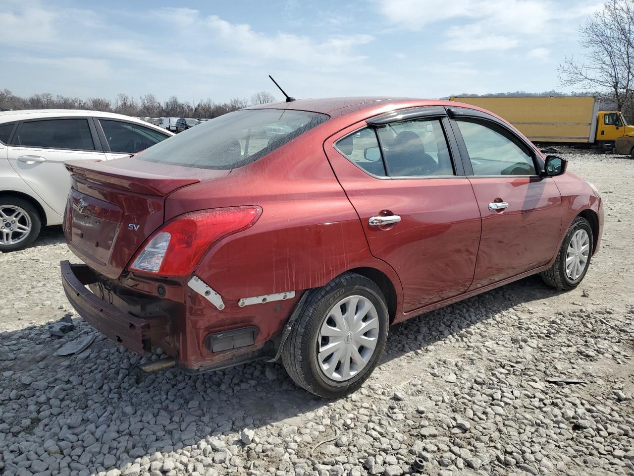 NISSAN VERSA 2017 — 4