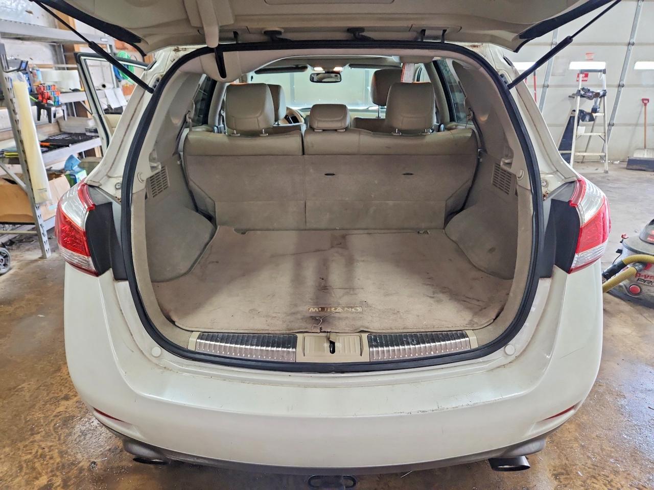 NISSAN MURANO 2011 — 7