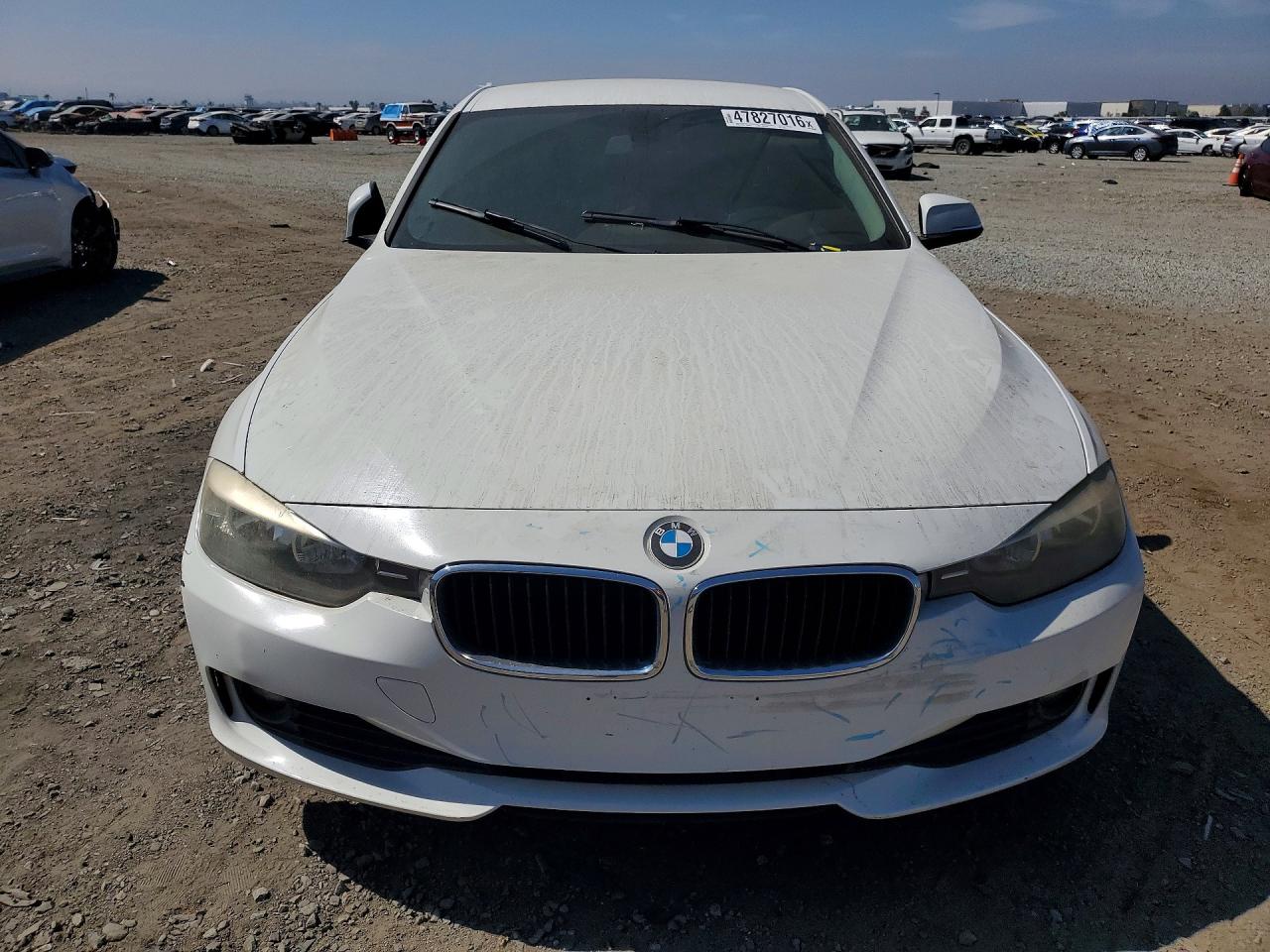 BMW 320 2015 — 6