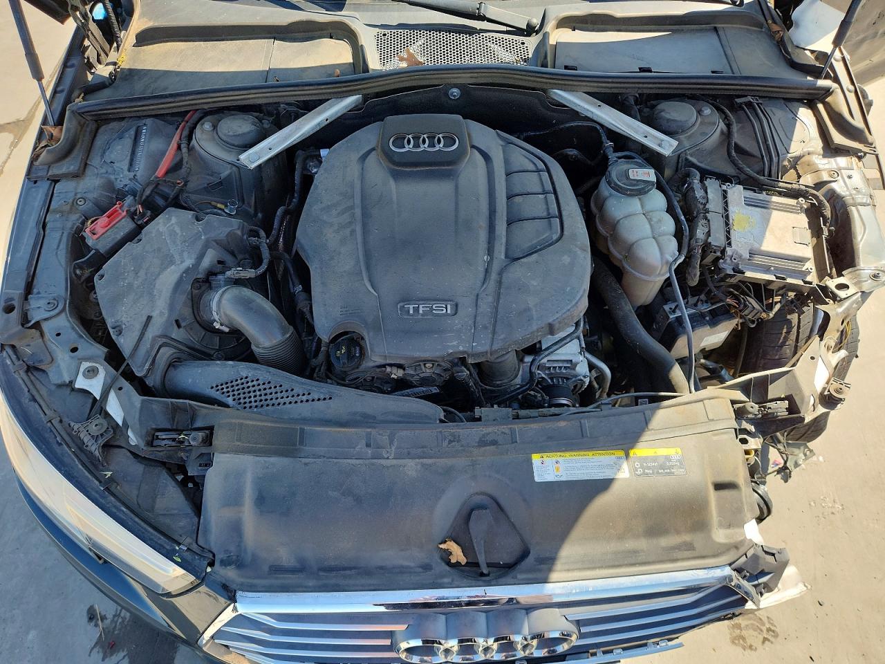 AUDI A4 2018 — 12
