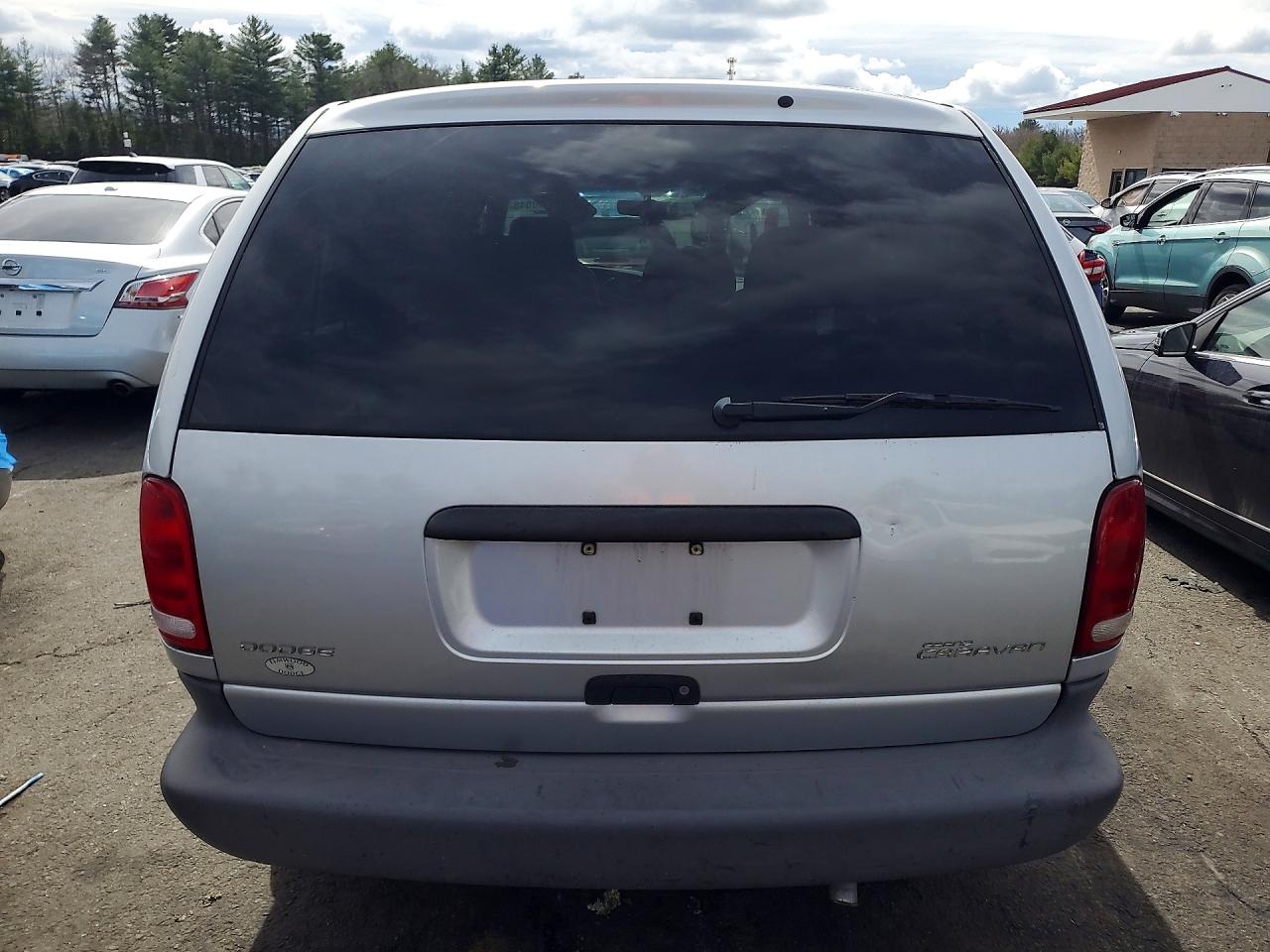 DODGE GRAND CARAVAN 2000 — 7