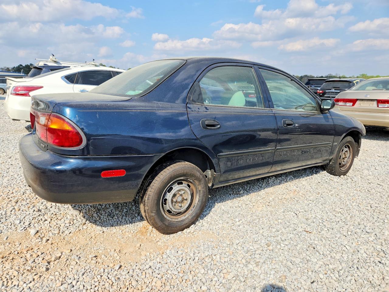 MAZDA PROTEGE 1996 — 4