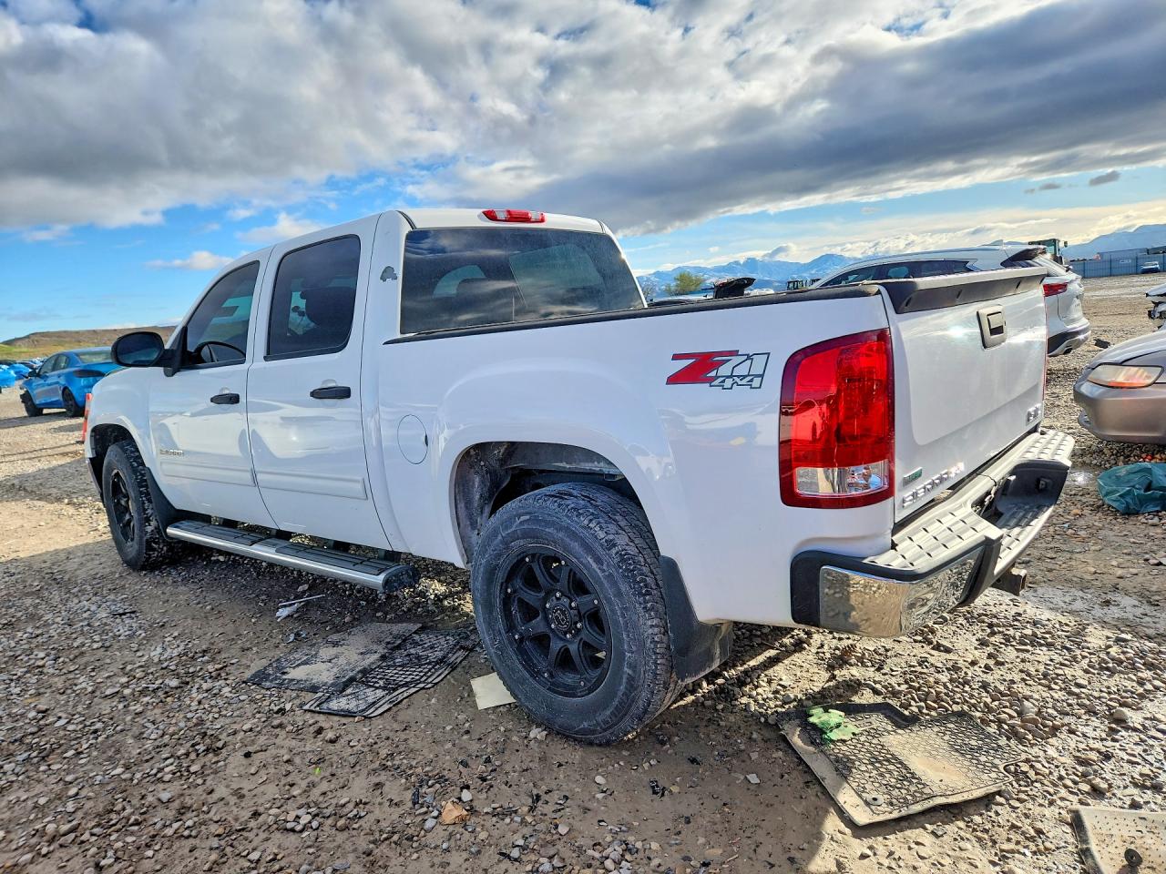 GMC SIERRA 2010 — 3