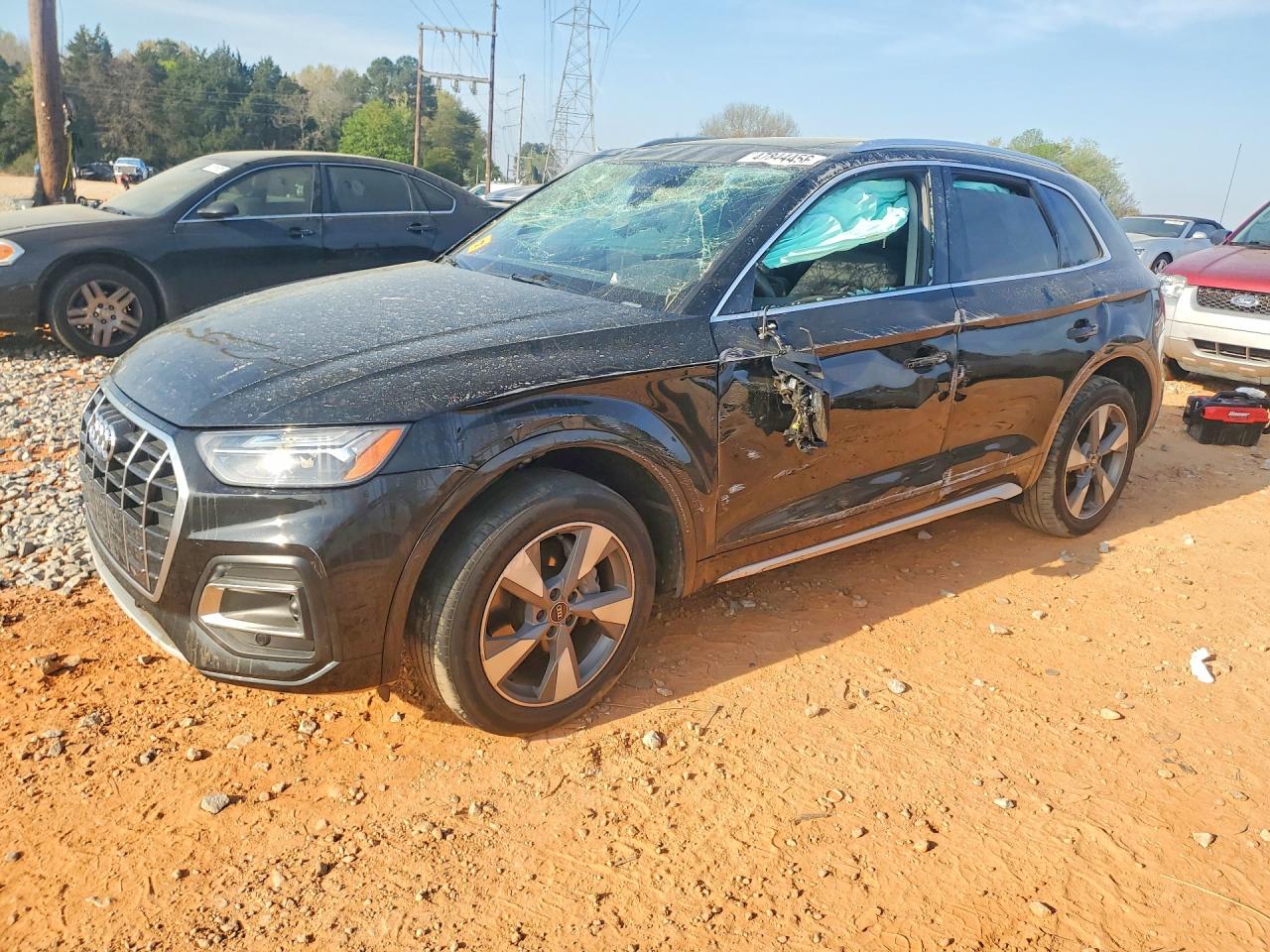 AUDI Q5 2023 — 2