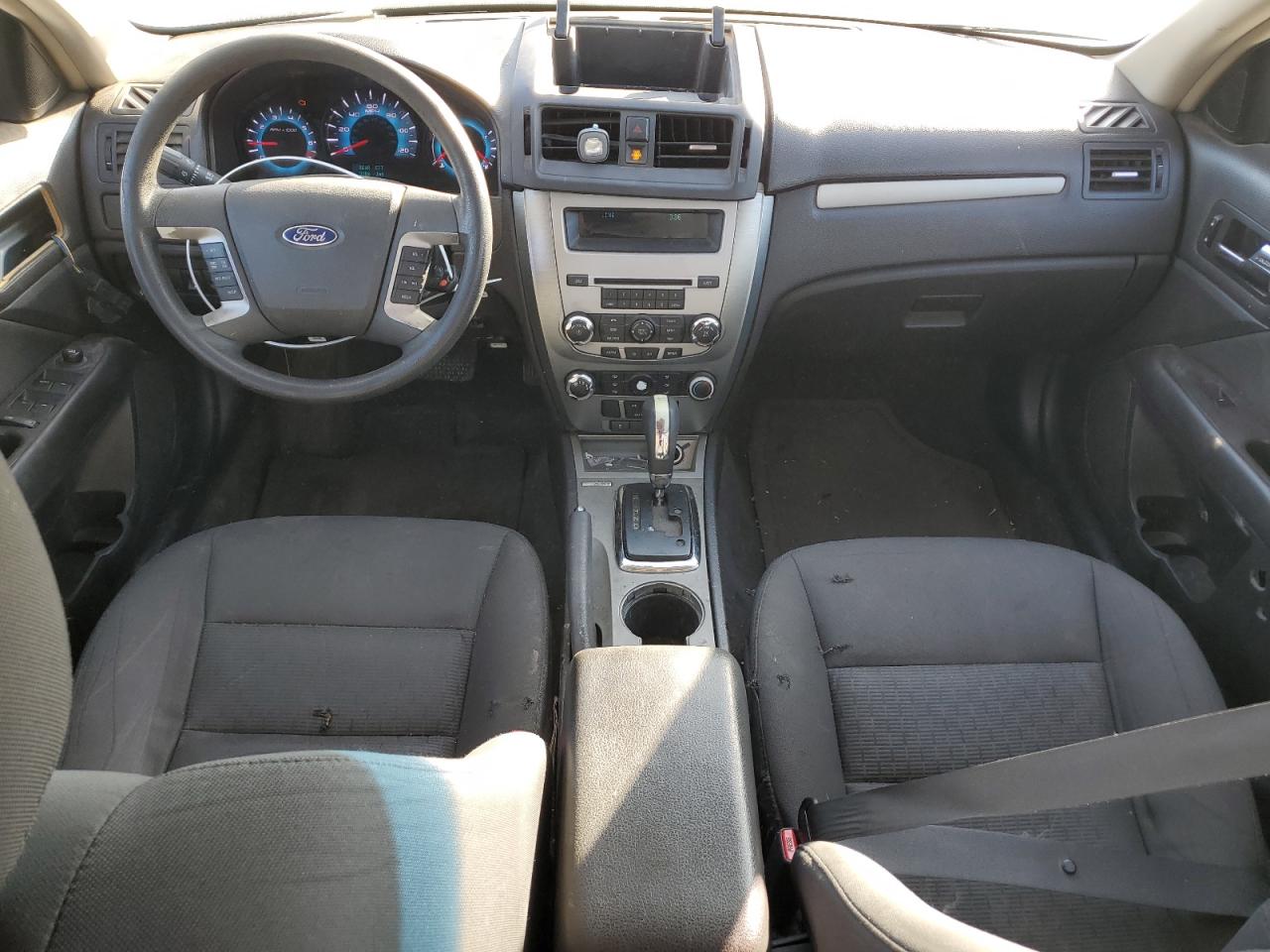 FORD FUSION 2010 — 9