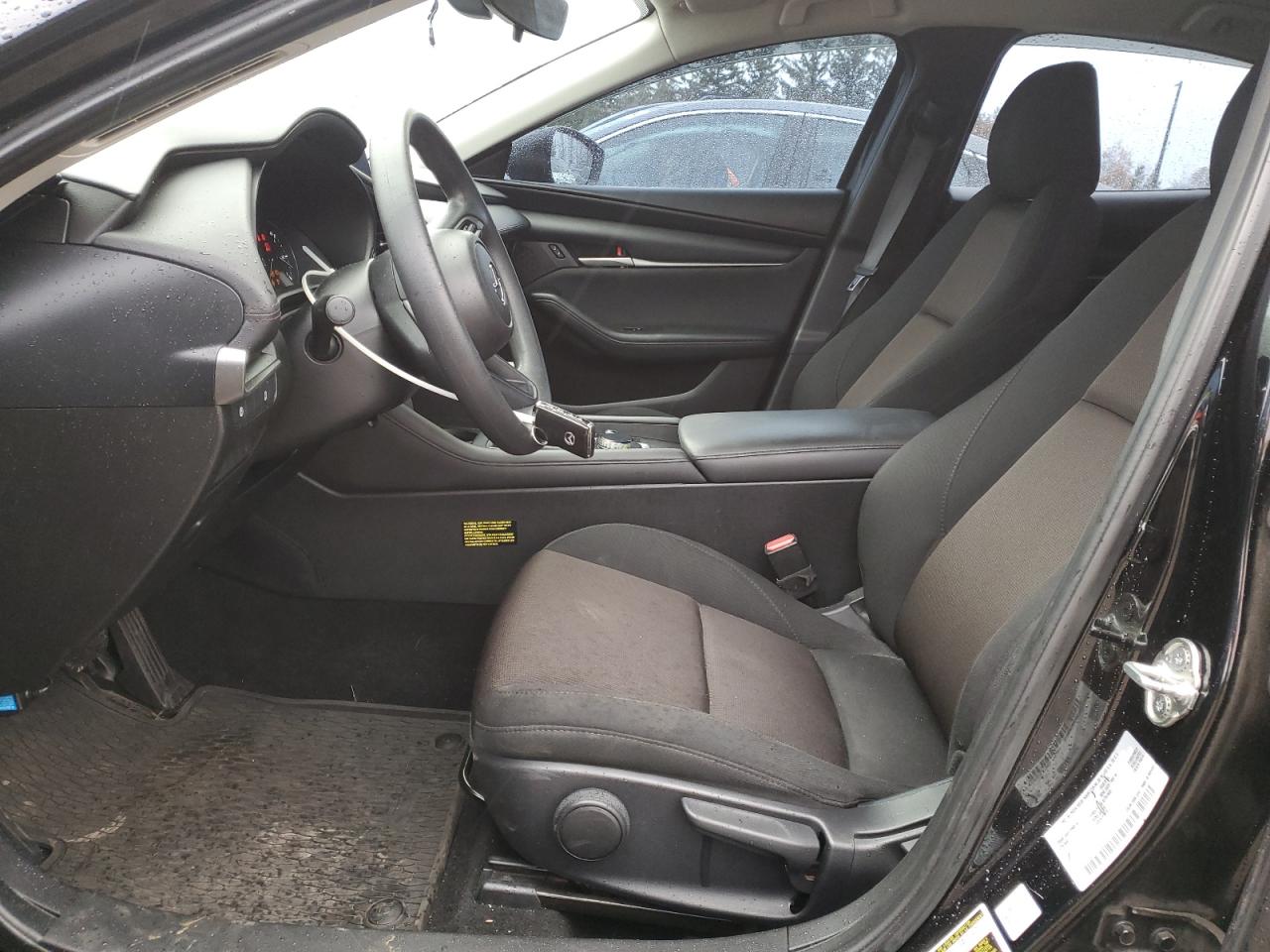 MAZDA 3 2020 — 8