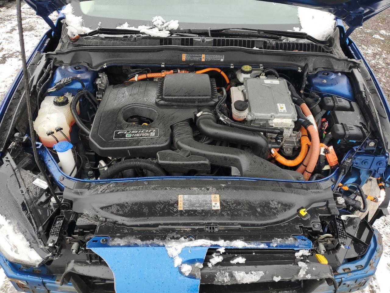 FORD FUSION 2018 — 12