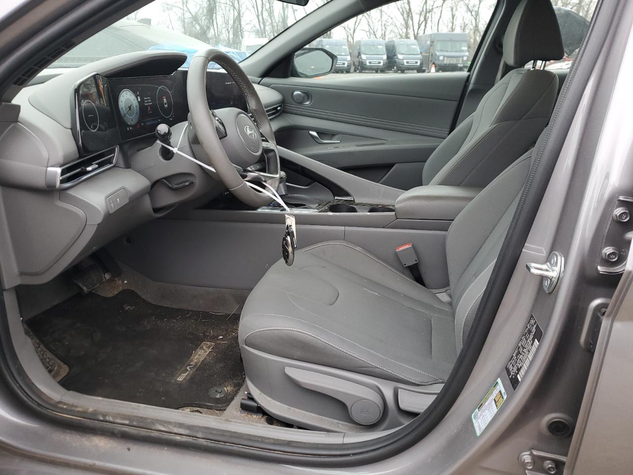 HYUNDAI ELANTRA 2024 — 8