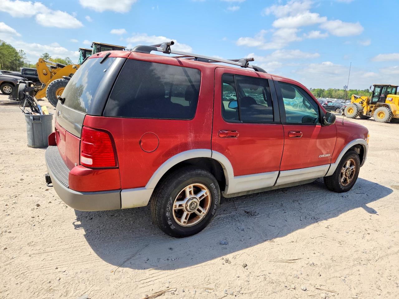 FORD EXPLORER 2002 — 4