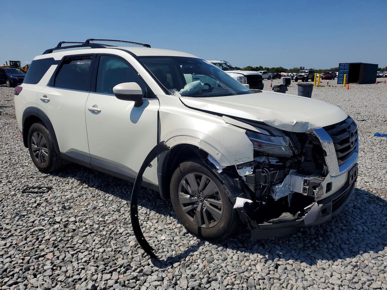 NISSAN PATHFINDER 2024 — 5
