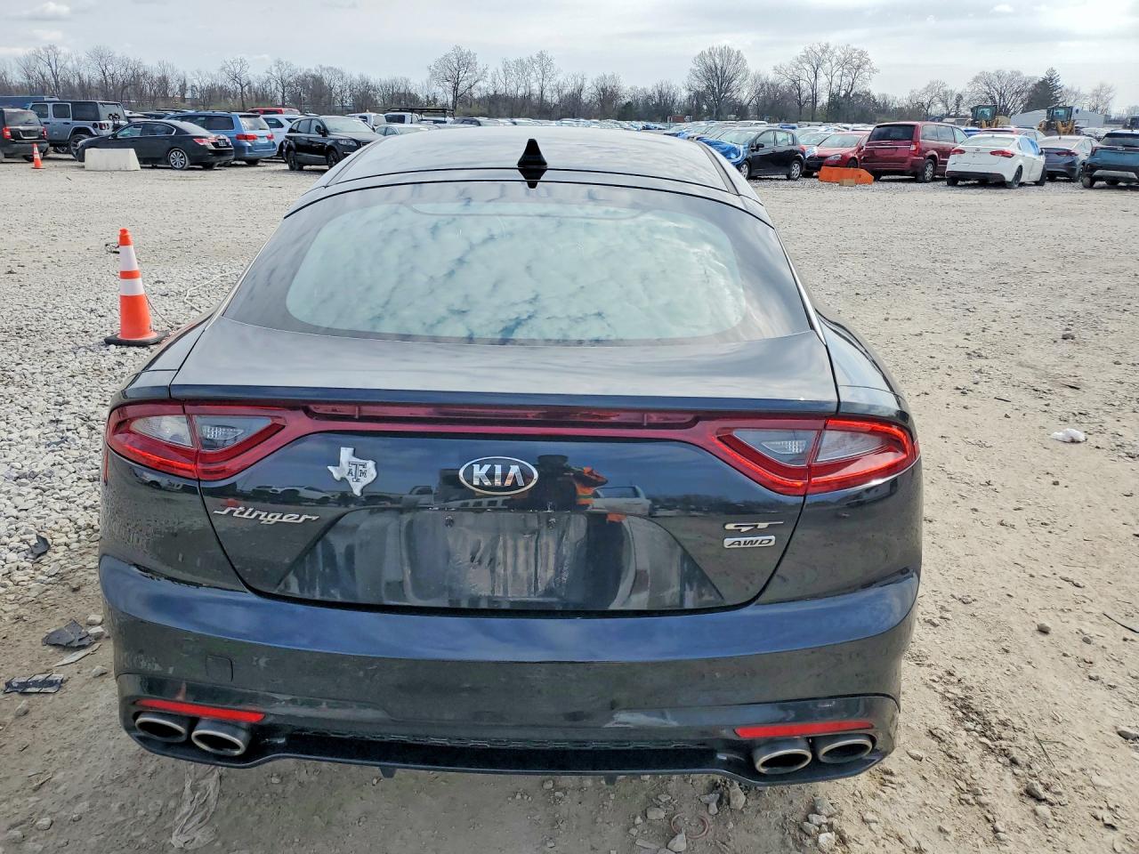 KIA STINGER 2019 — 7
