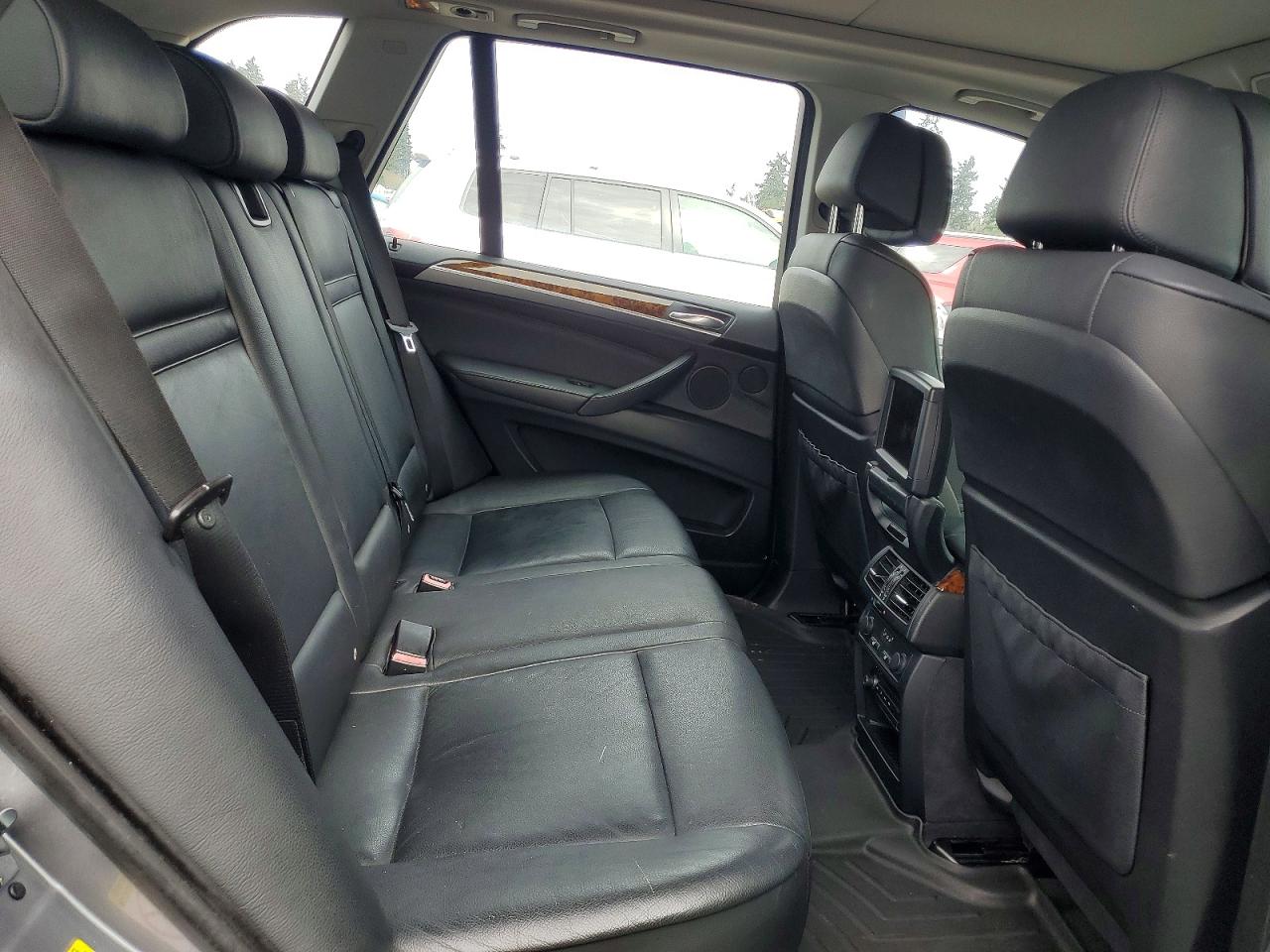 BMW X5 2008 — 12