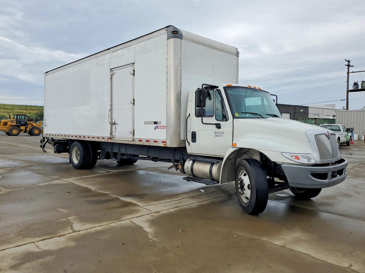 2018 INTERNATIONAL 4300