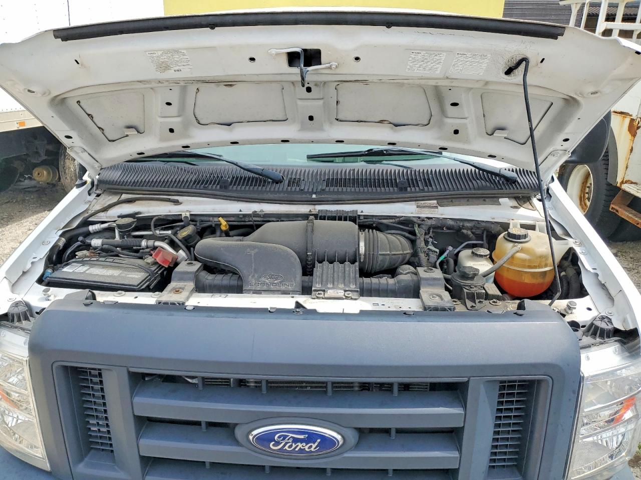FORD ECONOLINE 2017 — 12