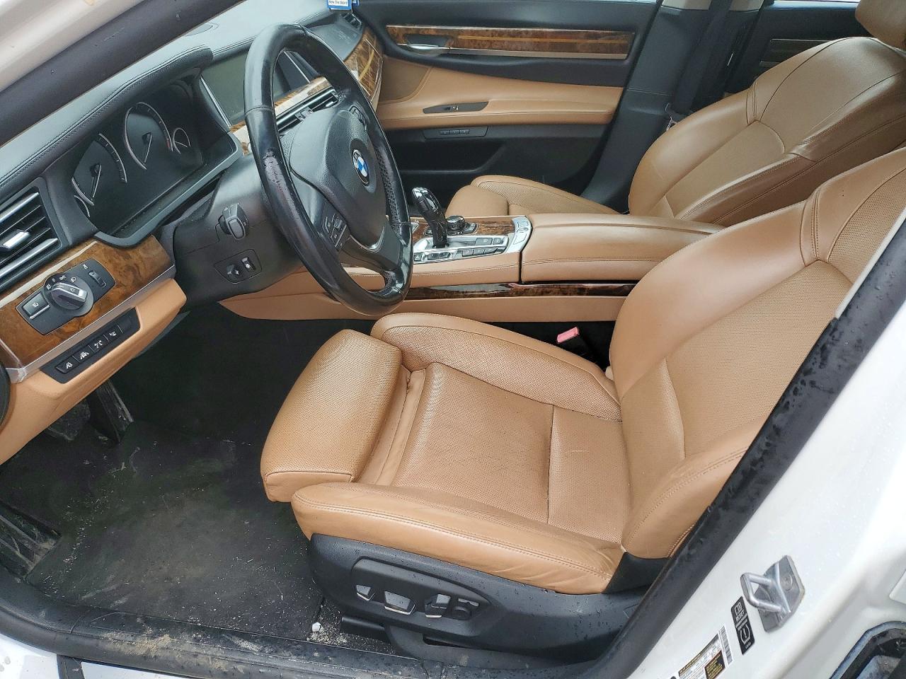 BMW 750 2013 — 8