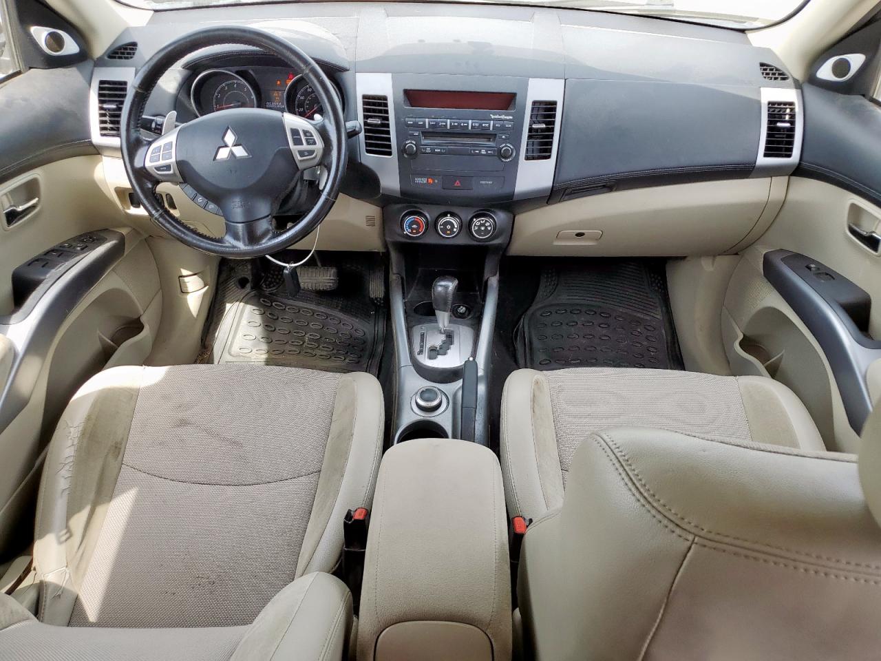 MITSUBISHI OUTLANDER 2012 — 9