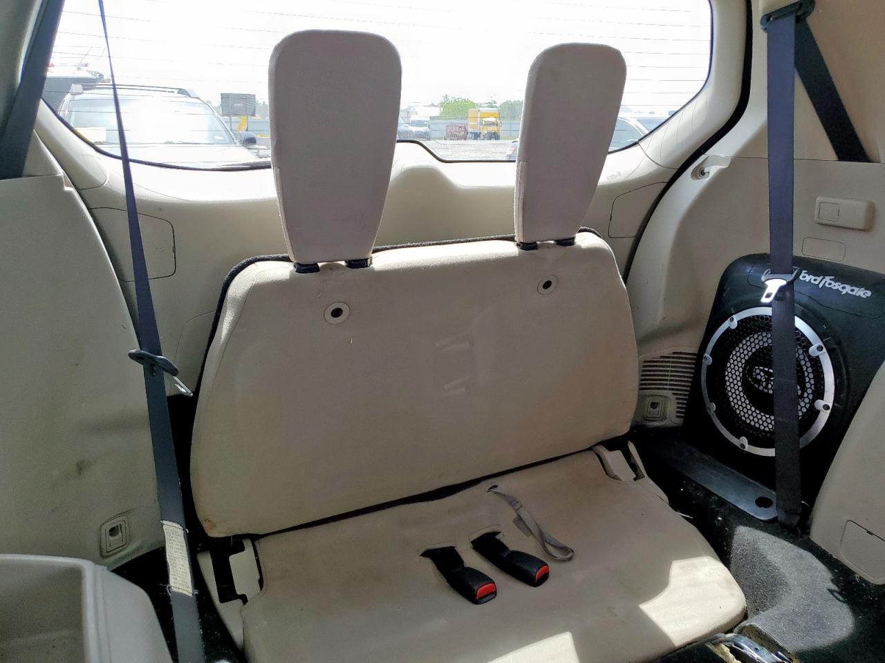 MITSUBISHI OUTLANDER 2012 — 11