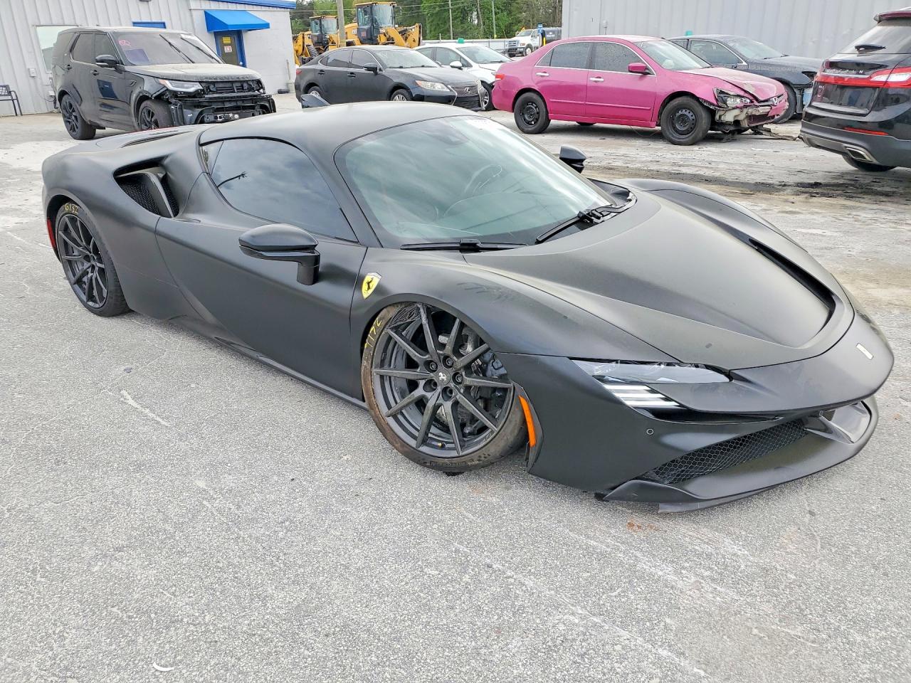 2022 FERRARI SF 90 STRADALE