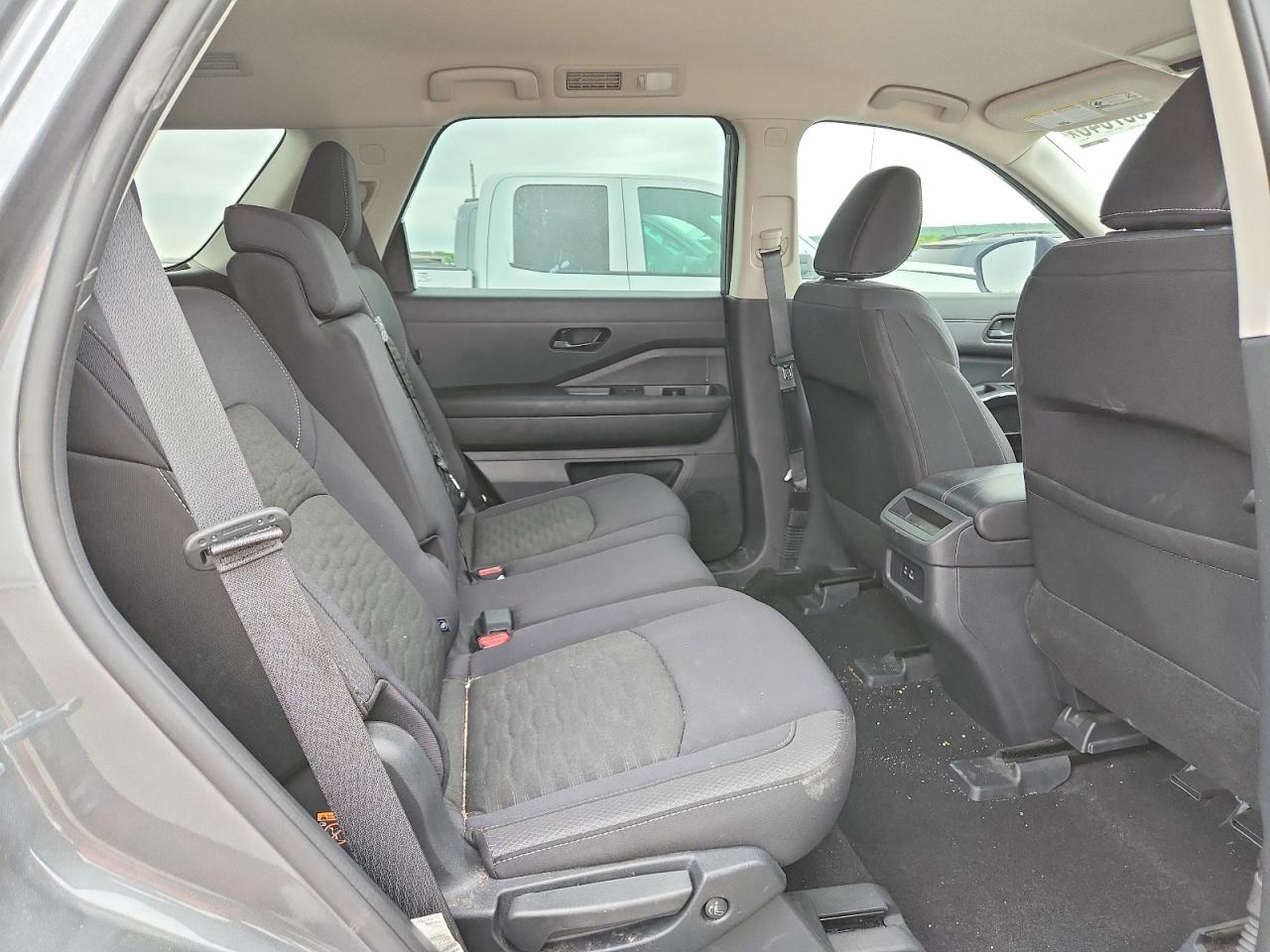 NISSAN PATHFINDER 2025 — 12