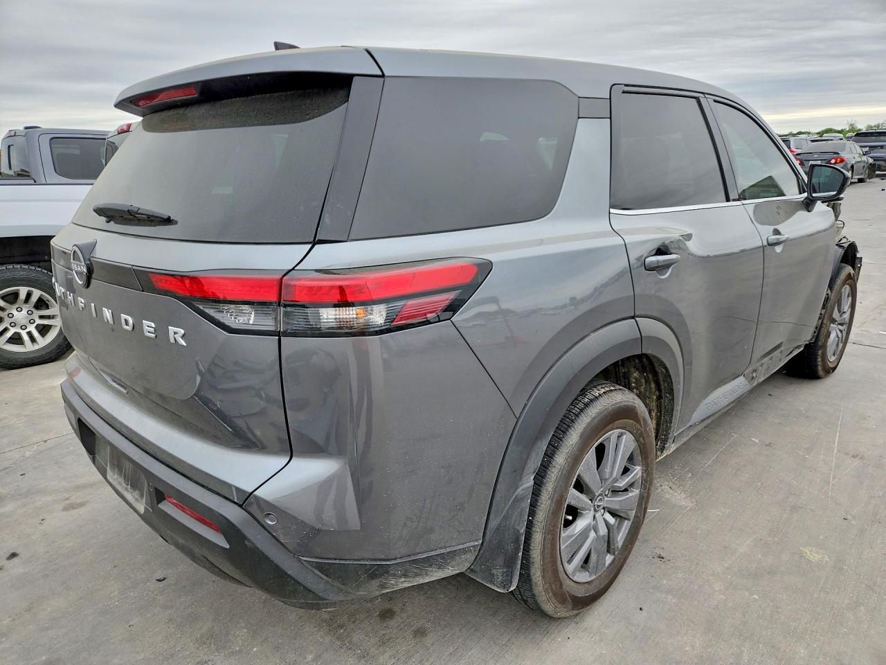 NISSAN PATHFINDER 2025 — 4