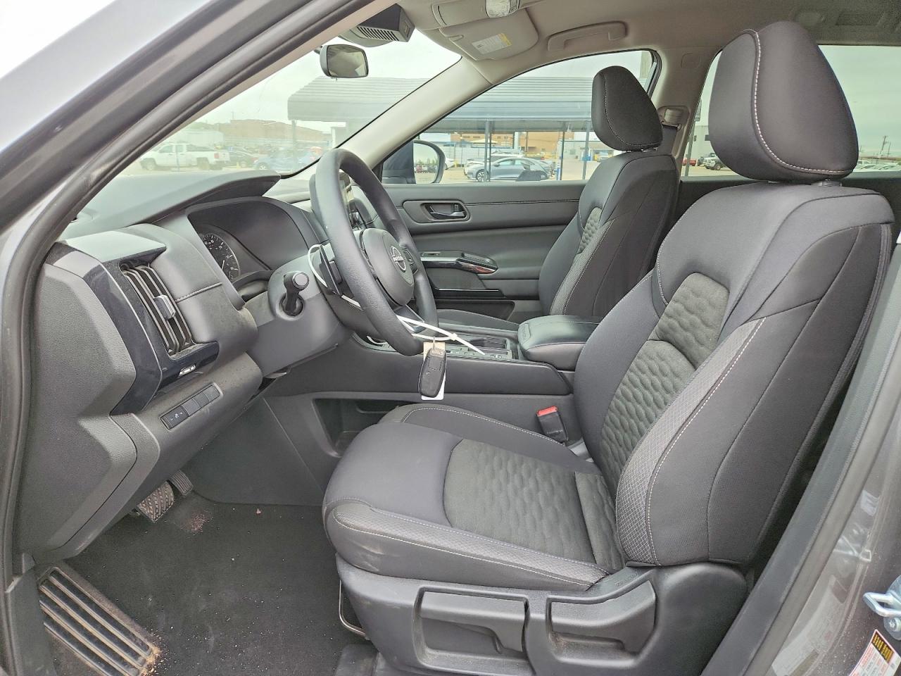 NISSAN PATHFINDER 2025 — 8