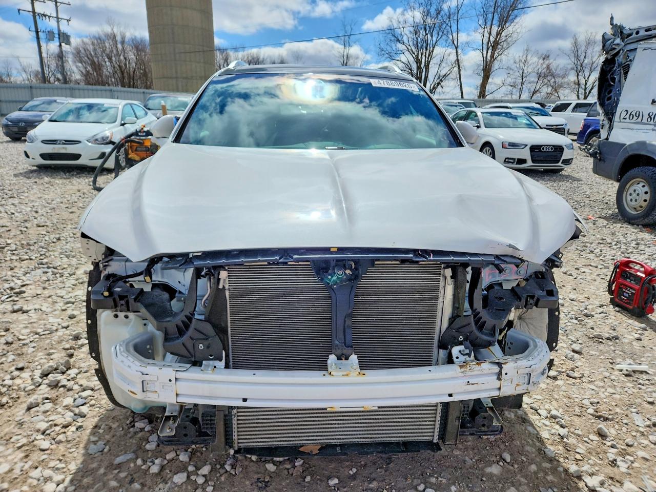 LINCOLN NAUTILUS 2019 — 6