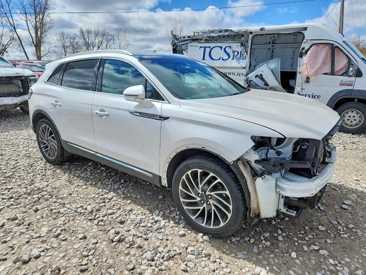 LINCOLN NAUTILUS 2019 — 5
