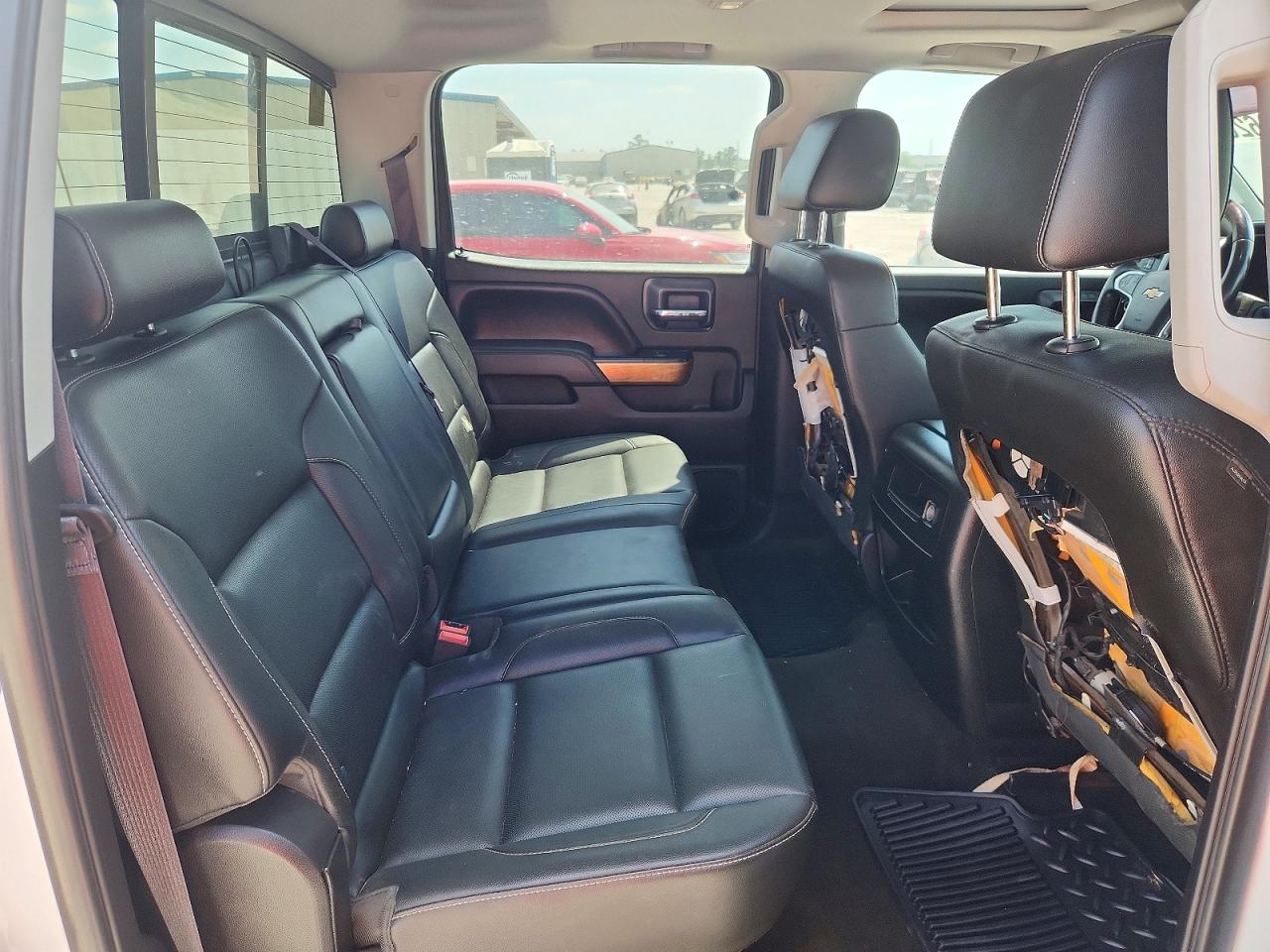 CHEVROLET SILVERADO 2015 — 11