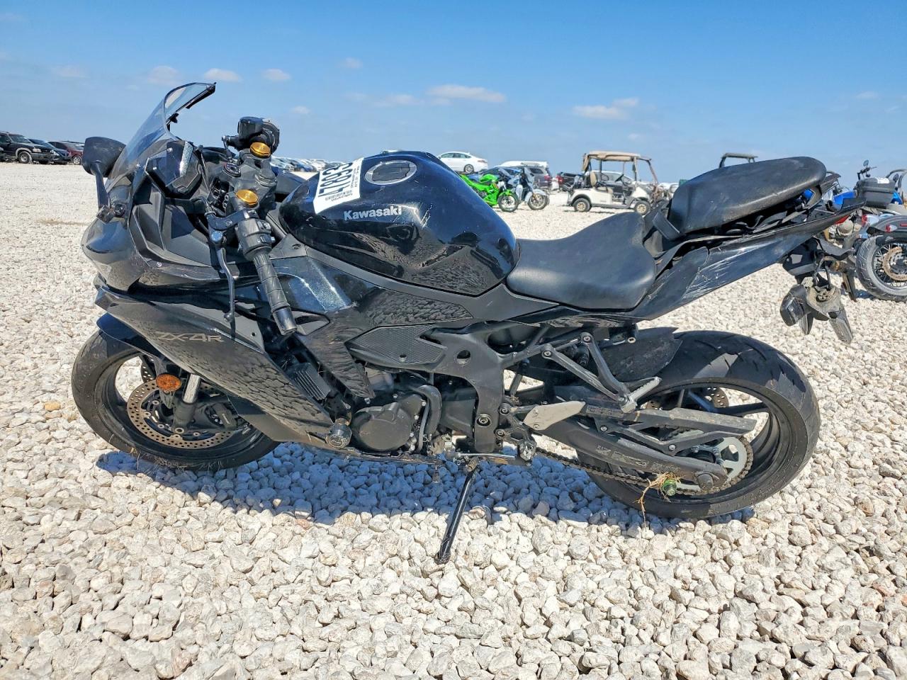 KAWASAKI ZX400 2025 — 4