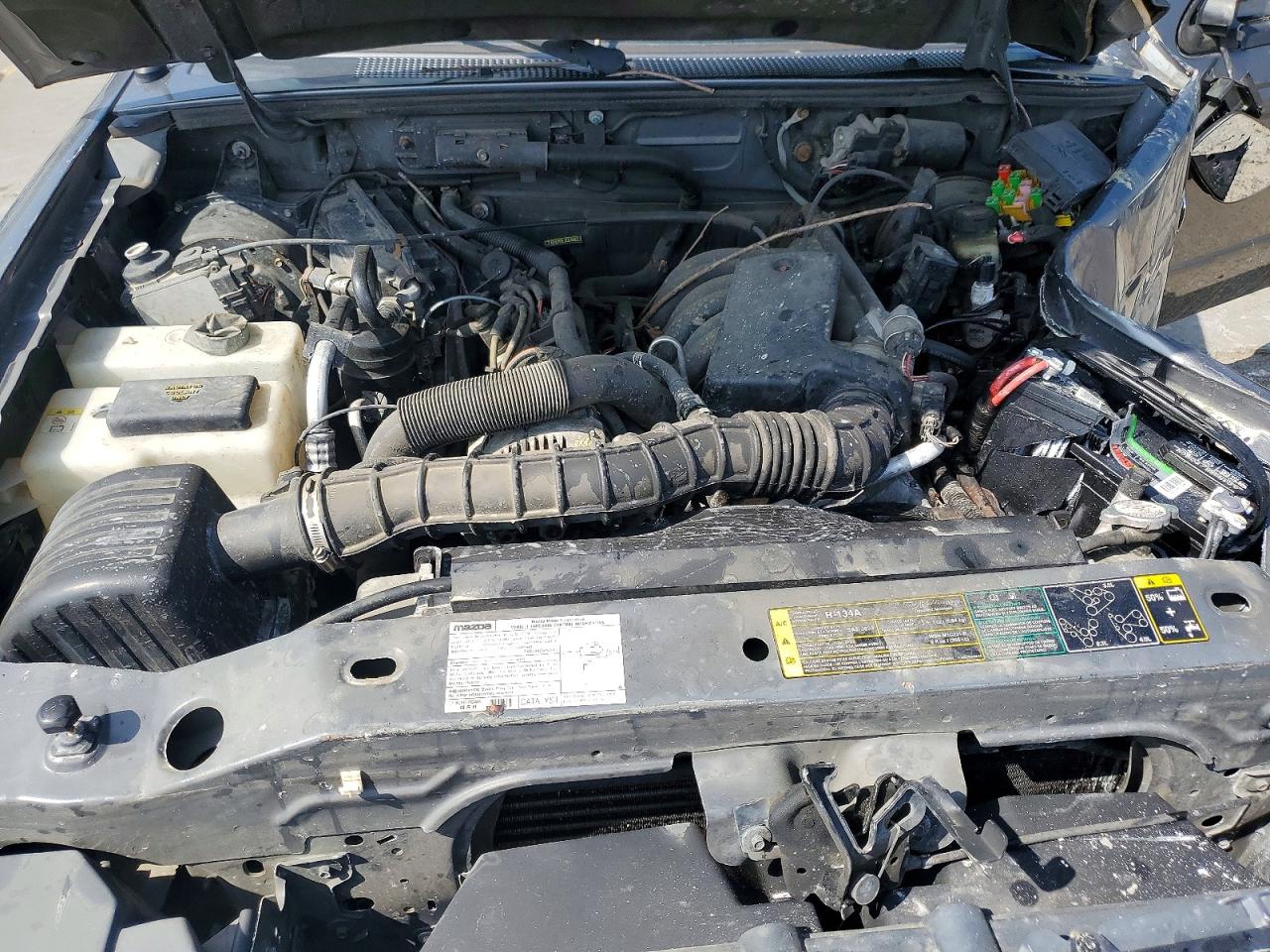 MAZDA B3000 2005 — 12