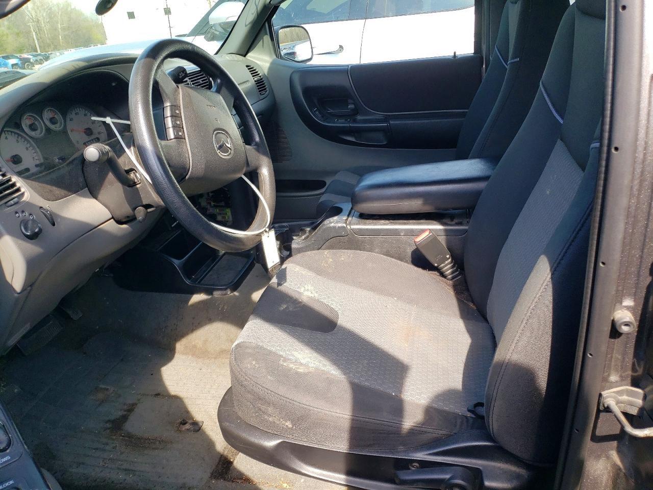 MAZDA B3000 2005 — 8