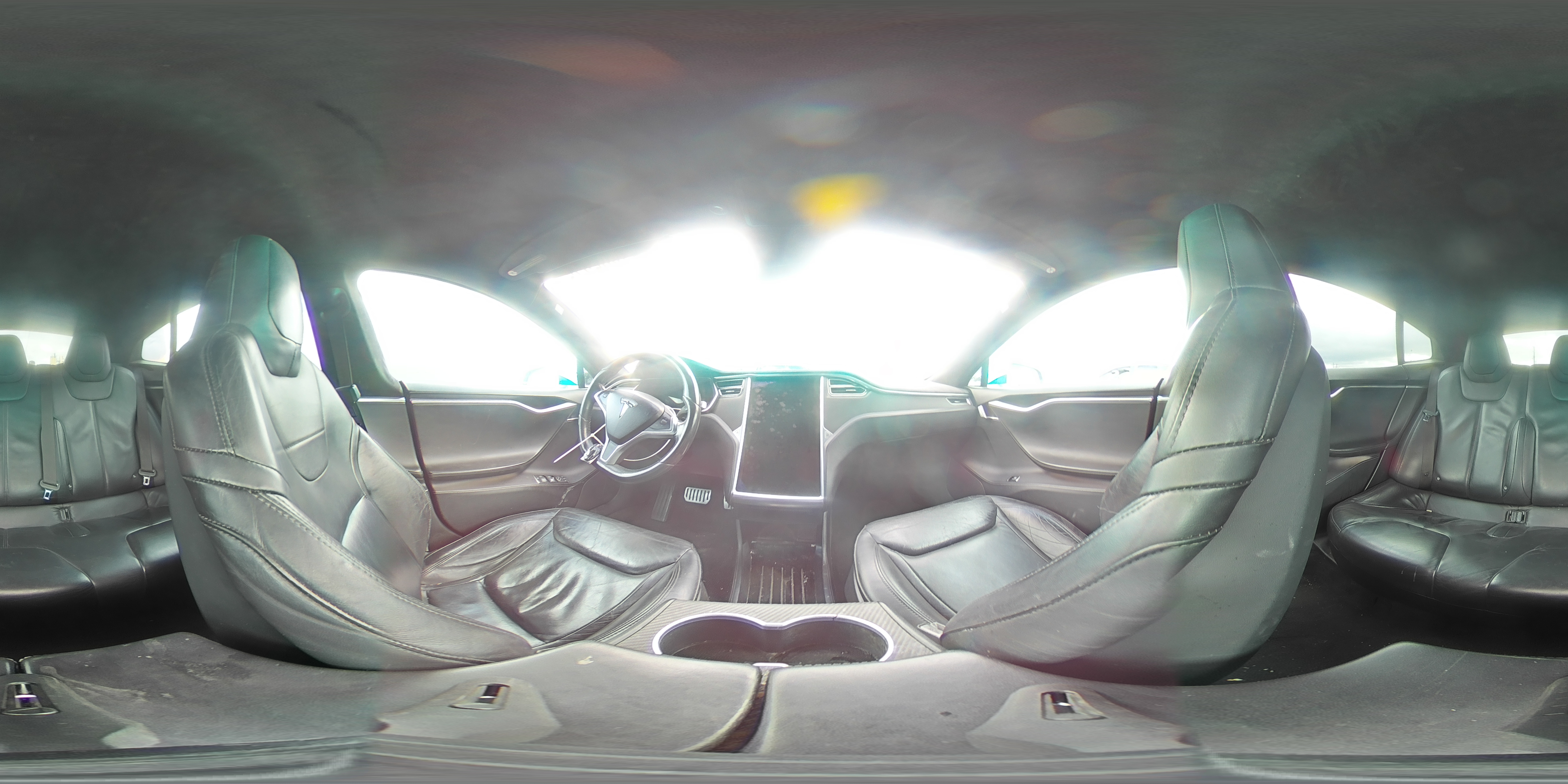 TESLA MODEL S 2016 — 12