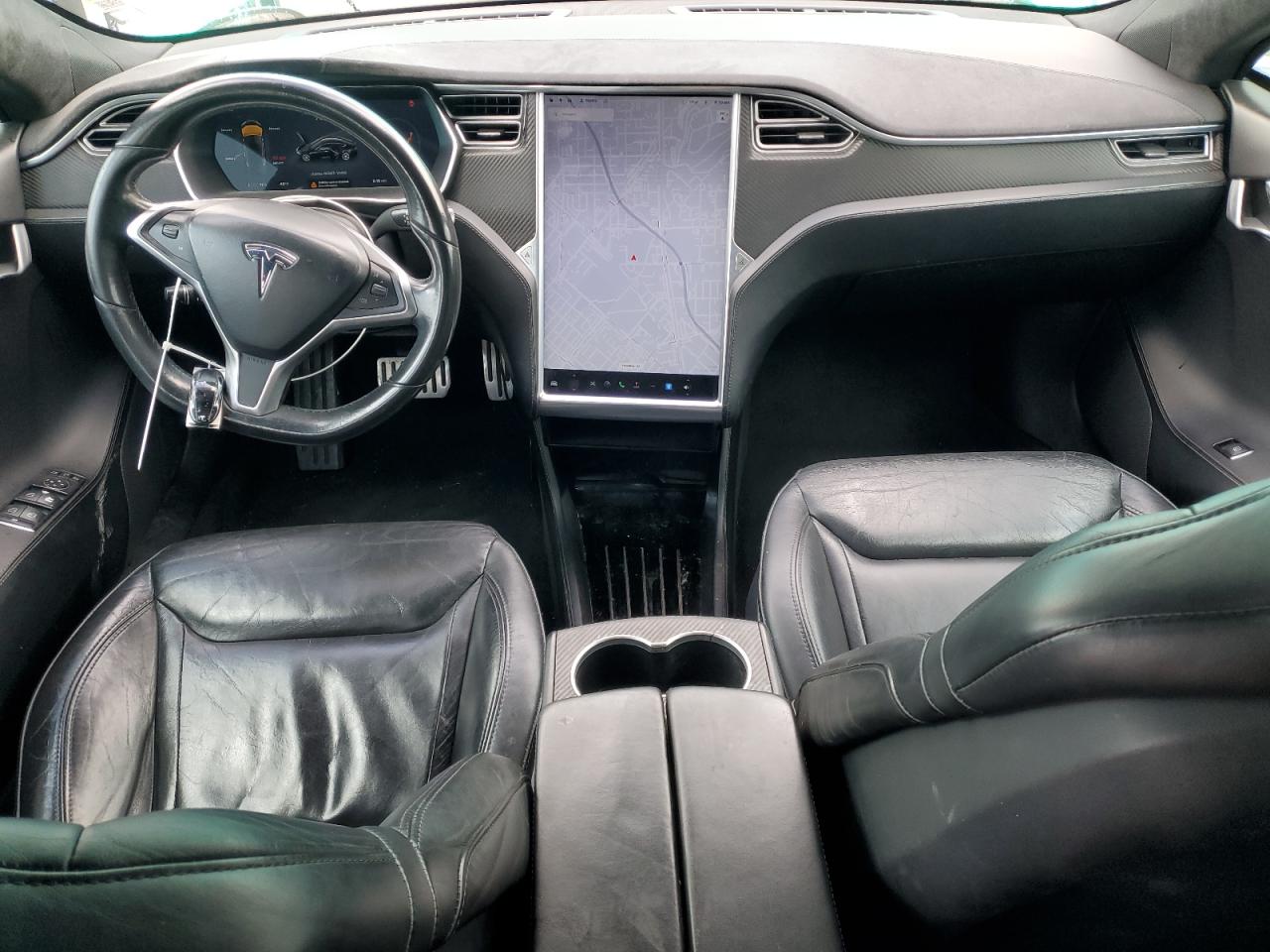 TESLA MODEL S 2016 — 9