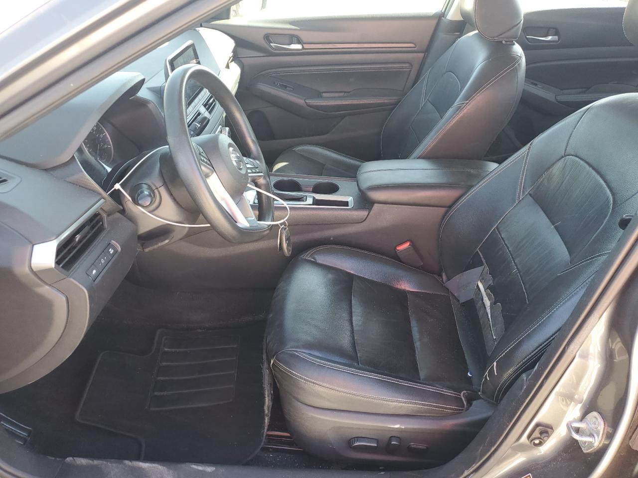NISSAN ALTIMA 2019 — 8