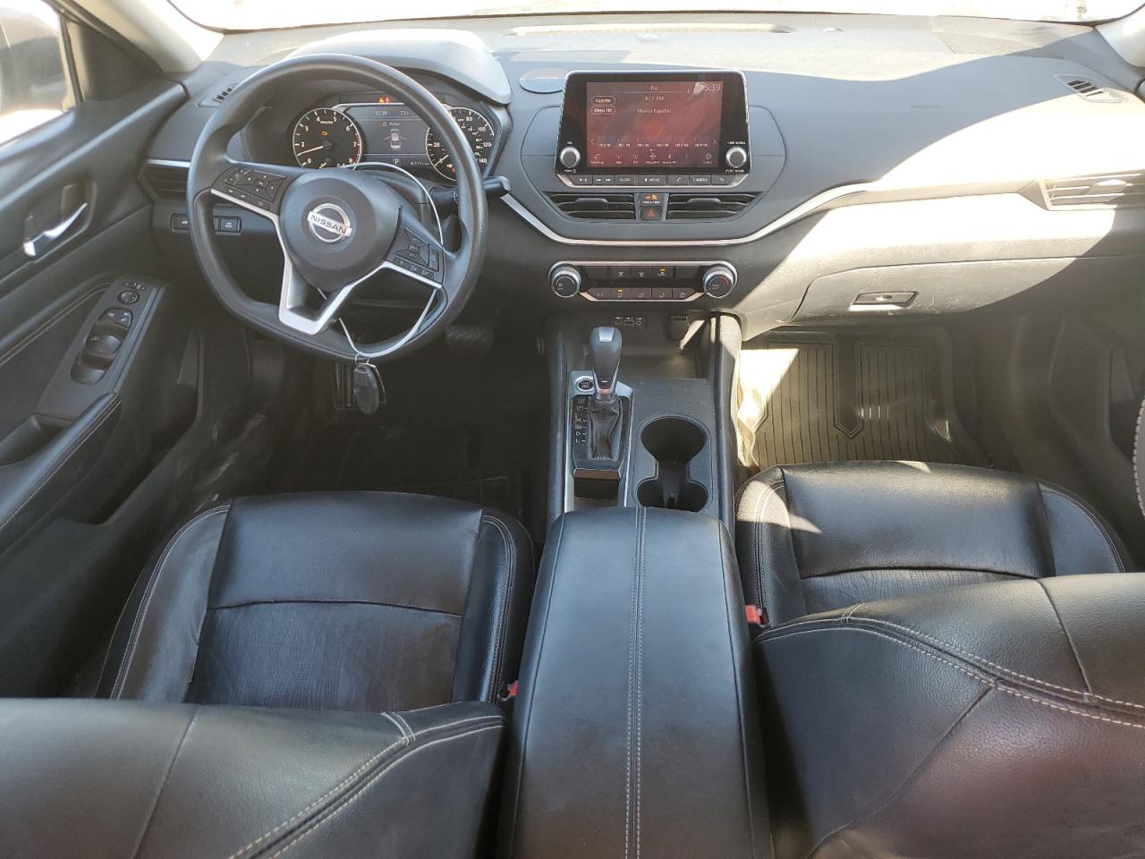 NISSAN ALTIMA 2019 — 9