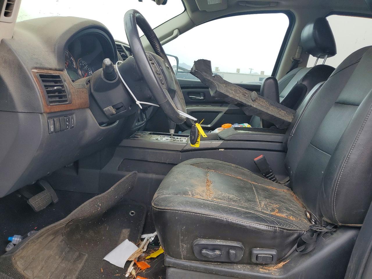 NISSAN ARMADA 2015 — 8
