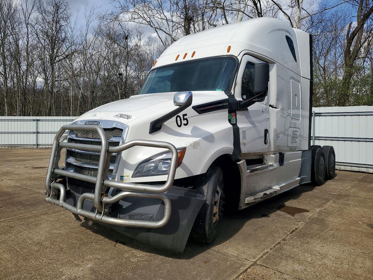 FREIGHTLINER CASCADIA 126 2018 — 3