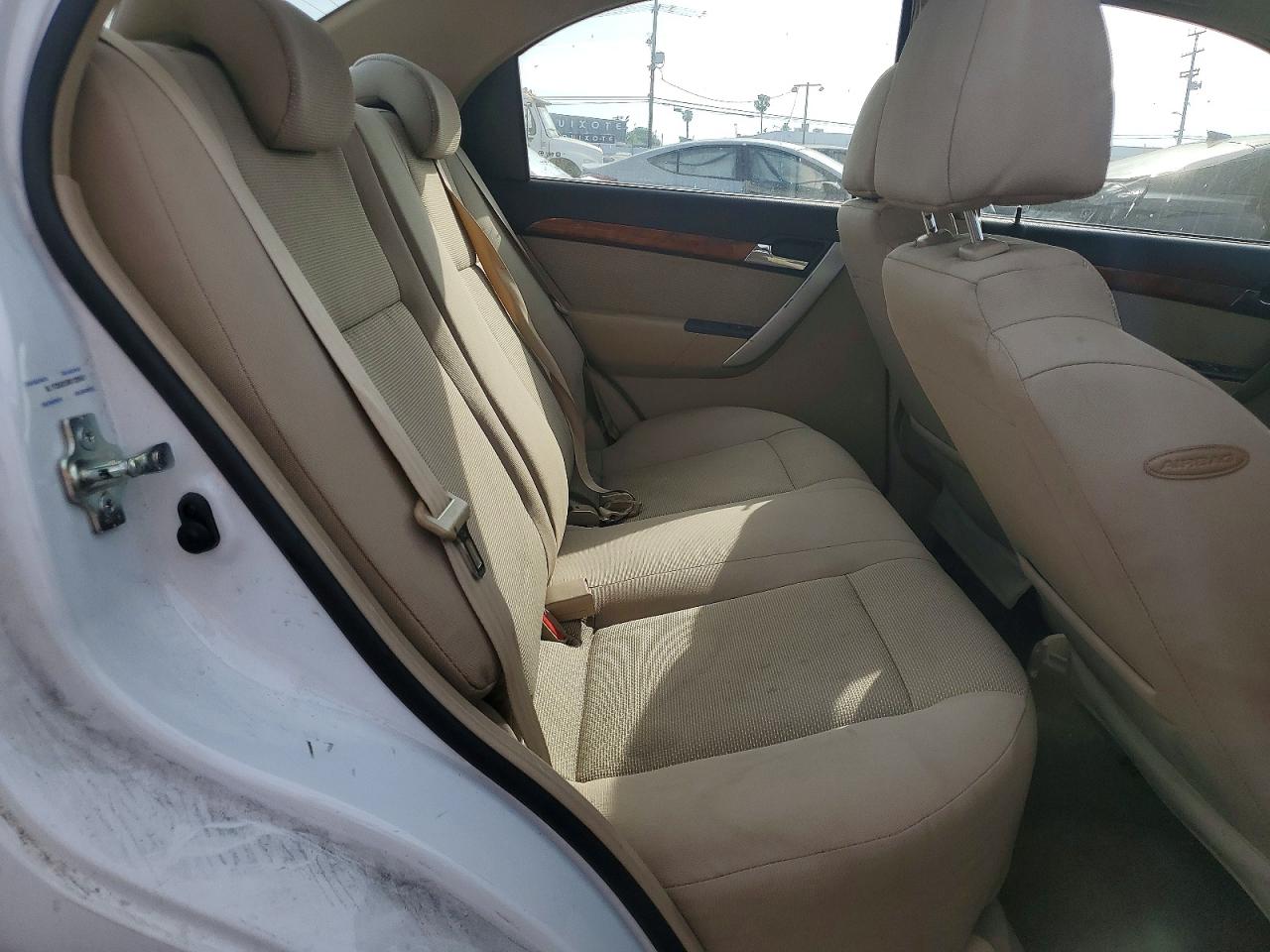 CHEVROLET AVEO 2011 — 11