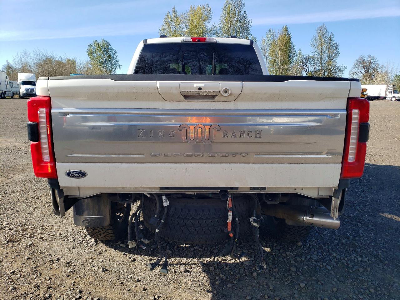 FORD F350 2024 — 7