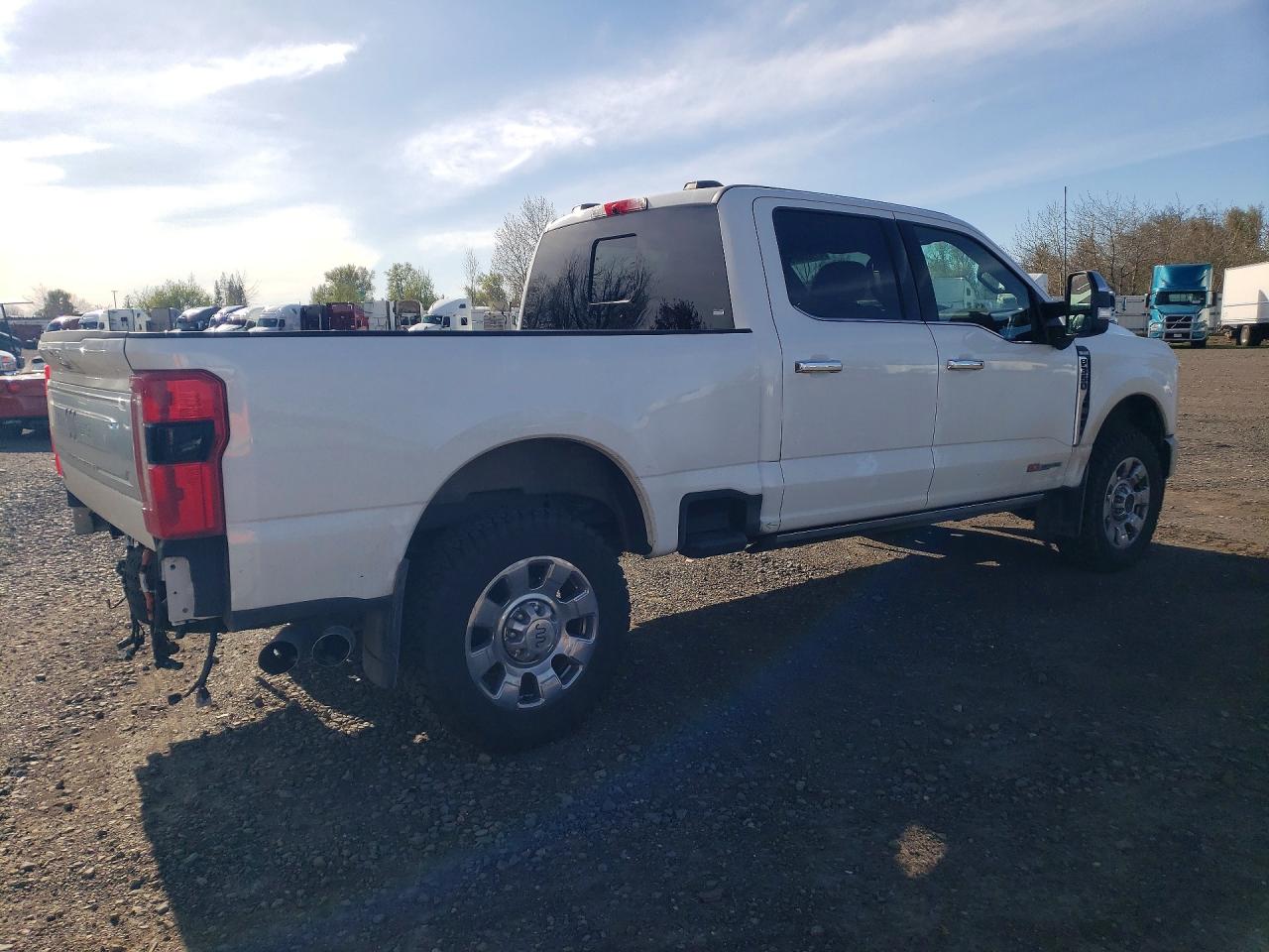 FORD F350 2024 — 4