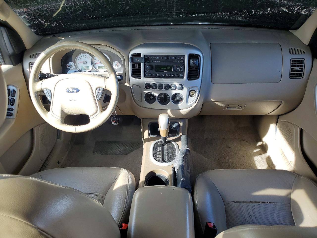 FORD ESCAPE 2005 — 9