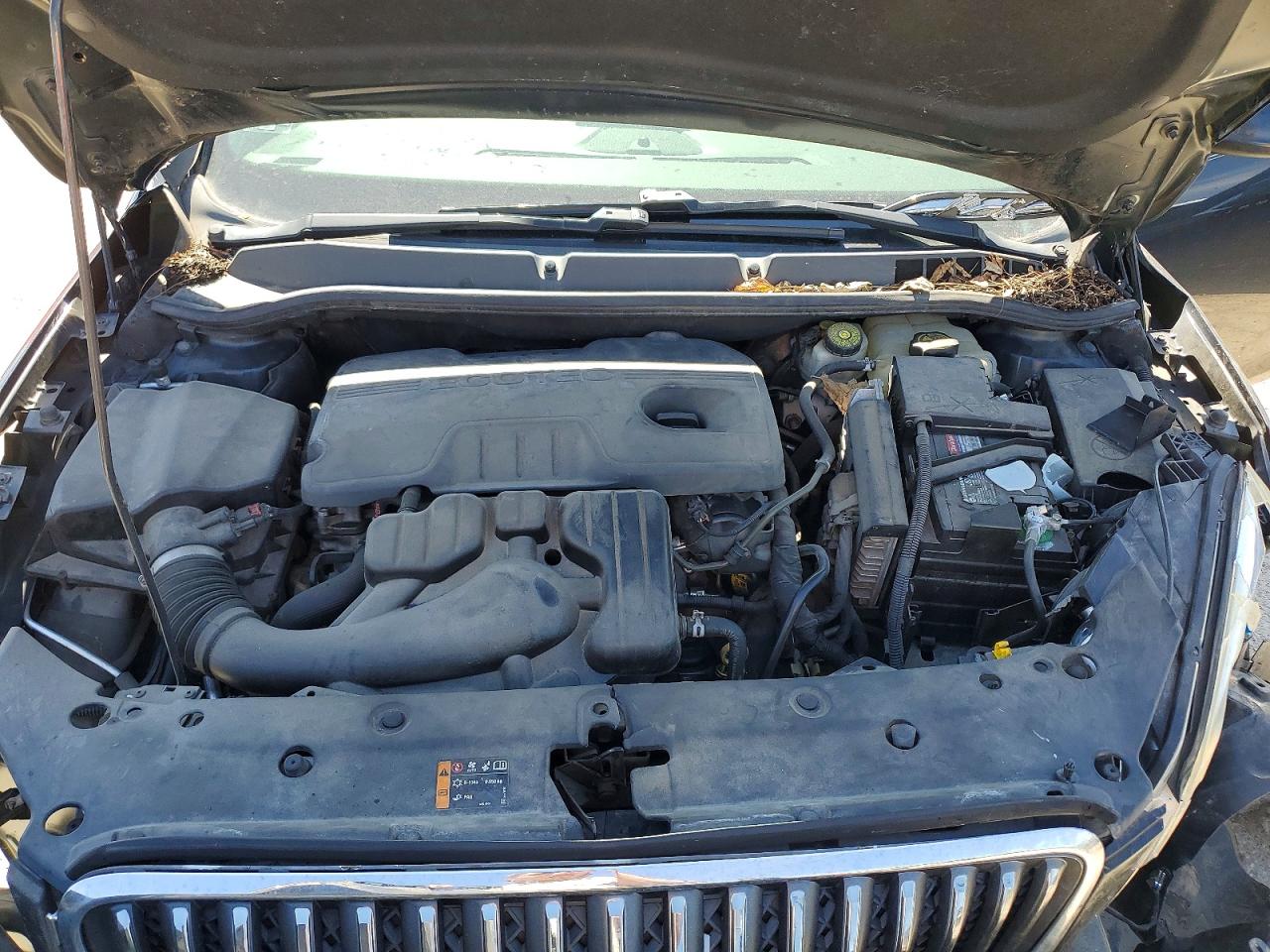 BUICK VERANO 2014 — 12