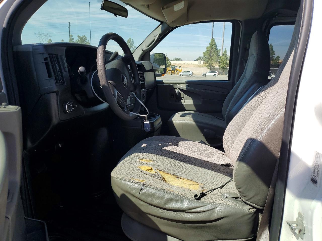 CHEVROLET EXPRESS G1500 2009 — 8