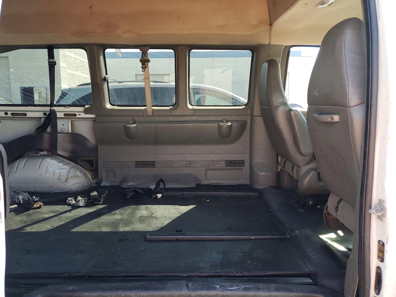 CHEVROLET EXPRESS G1500 2009 — 11