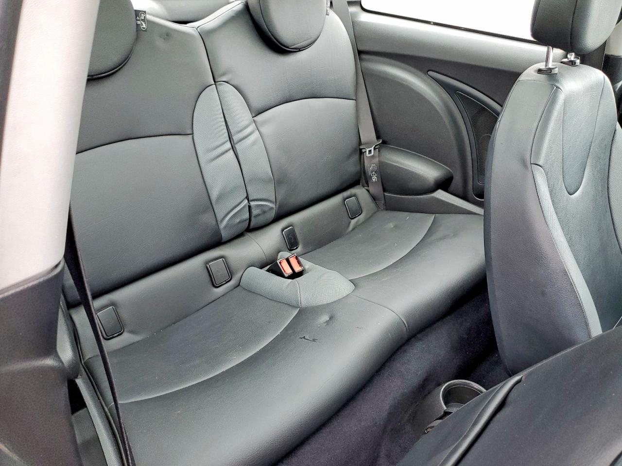 MINI COOPER 2007 — 12